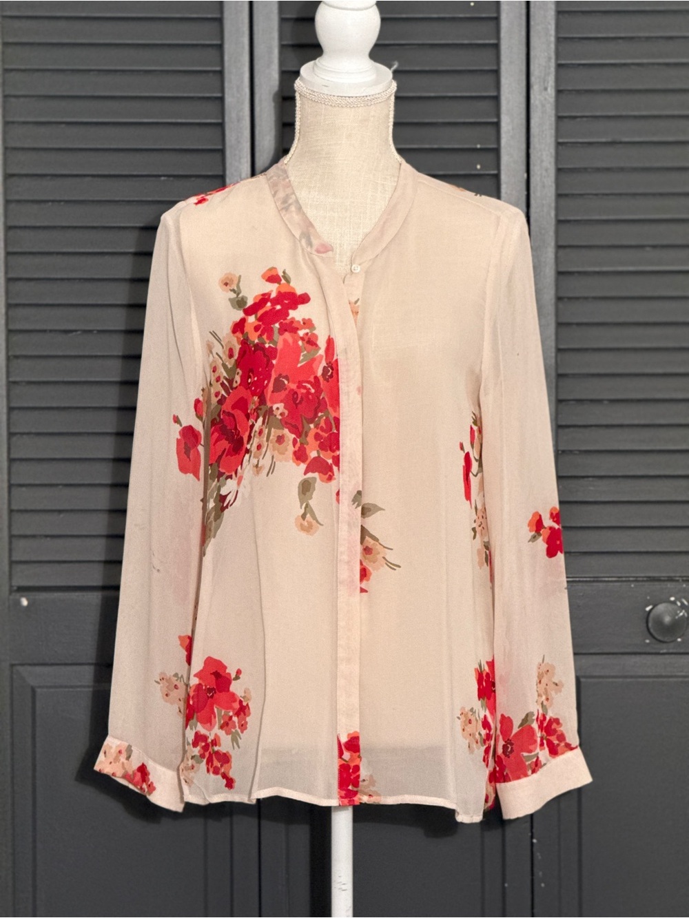 Joie 100% Silk Floral Blouse – Size M Sheer - Picture 2 of 10
